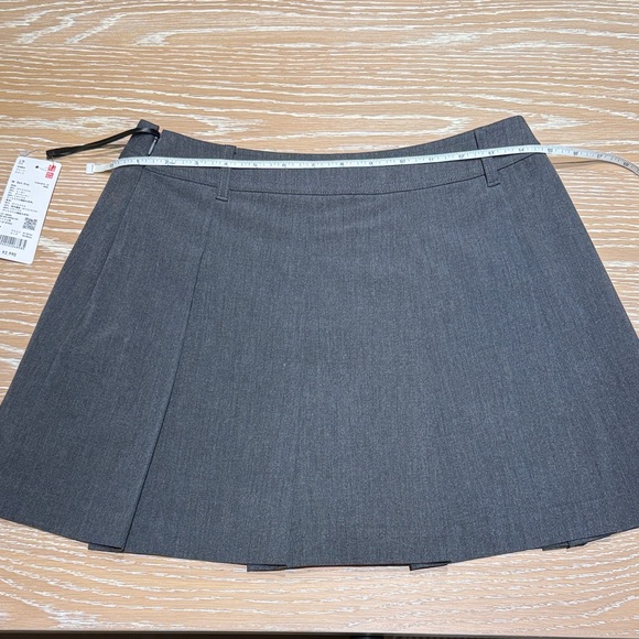 Uniqlo Pleated Skort NWT - Picture 10 of 12